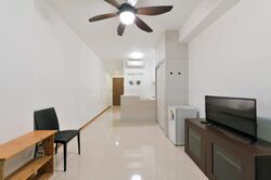 1 Canberra (D27), Condominium #483520061